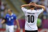 Lukas-Podolski-se-lamenta-por-_54318184015_54115221152_960_640.jpg